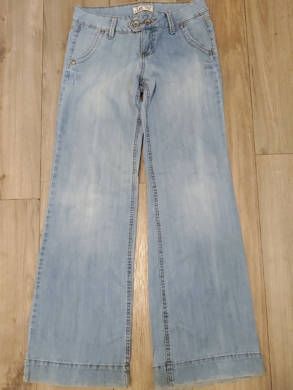 L.e.i Light Blue Flare Wide-Leg Jeans